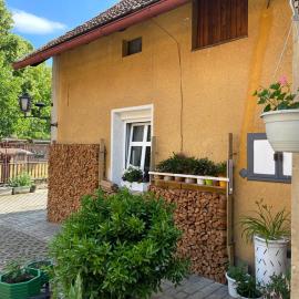 Ubytování u babičky, viešbutis mieste Perutz