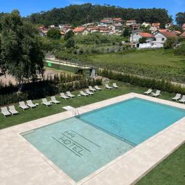 Hotel H4 Cangas 3 Superior, hotel i Cangas de Morrazo