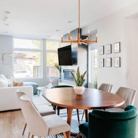 Luxe Getaway - Yard & Roof Deck - 4 Story Townhome, hotel u gradu Denver