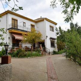 tuGuest Hortichuela House