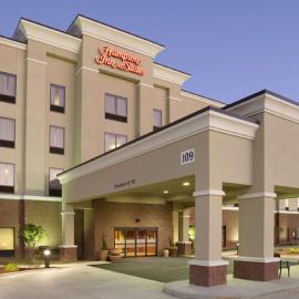 Hampton Inn & Suites McComb, hotel en McComb