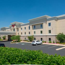 Hampton Inn Goshen، فندق في غوشين