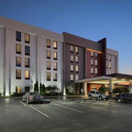 Hampton Inn Louisville Northeast, hotel v destinaci Louisville