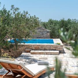 Trapula stone paradise: Maslinica şehrinde bir otel