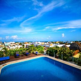 Encanto Riviera, hotel u gradu Plaja del Karmen