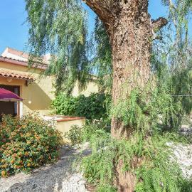 Amazing Home In Siracusa With Wifi