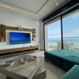 Beachfront High Standard Flat, hotel in Martil