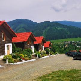 Chalet in Gaal by Ski Slopes & Bathing Pond, готель у місті Pirkach