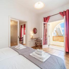 EVI - FAMILY APARTMENTS, hotelli kohteessa Kavos