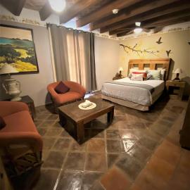 Hotel Ana Catalina and Suites
