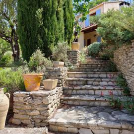 Roussillon, hotel v destinácii Roussillon