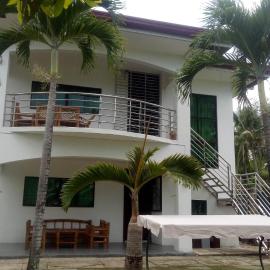 Casa Amigo، فندق في Argao