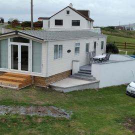 Cascade Lodge & Hot Tub F94 H0FR, hotel i Donegal