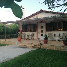 Tota's Family House, hotel a Levendokhórion