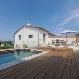 VILLA VUE MER sur la presqu'ile de GIENS, hotel in Hyères