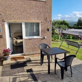 Ann's Garden flat, hotel in Deganwy