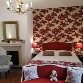Le Logis de Saint Cyr, hotell i Issoudun