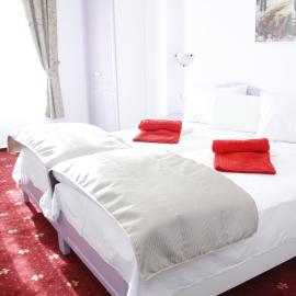 Hotel Exclusiv, hotel di Timişoara