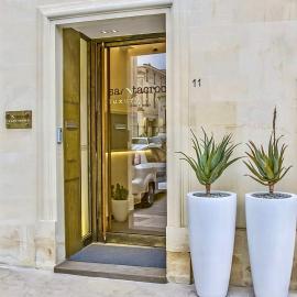 Santacroce Luxury Rooms, отель в Лечче