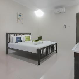 Urbanview Hotel MM Indramayu by RedDoorz, hotel v destinácii Indramayu