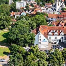 Parkhotel Frankfurt Airport, hotel em Hattersheim