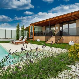 Peninsula Luxury & Spa