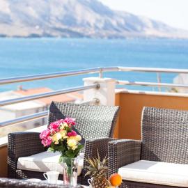 Apartments Belveder, hotel in Pag