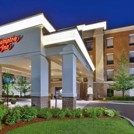 Hampton Inn Commerce/Novi, hotel a Walled Lake