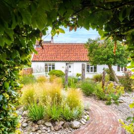 Myrtle Cottage, hotel i Friston