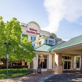 Hilton Garden Inn Fairfield，費爾菲爾德的飯店