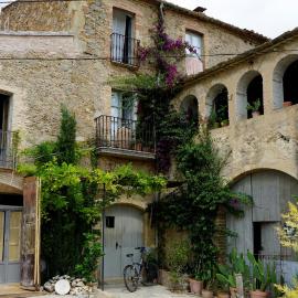 CAN TAT, Loft in a old coach house, hotelli Sant Jordi Desvallsissa