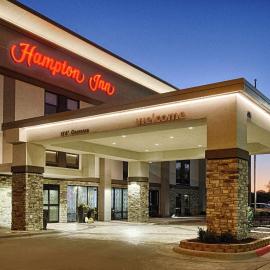 Hampton Inn Salina, готель у місті Салайна