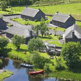 Clan Cottages Luxury Thatched Retreat near Oban, hotel a Oban