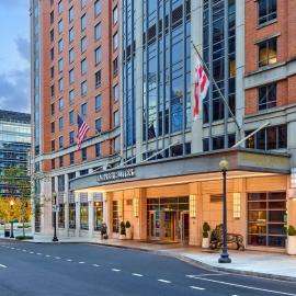 Embassy Suites by Hilton Washington DC Convention Center, hotel em Washington