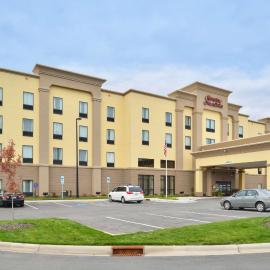 Hampton Inn & Suites Shelby, North Carolina, хотел в Шелби