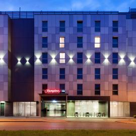 Hampton by Hilton Krakow، فندق في كراكوف