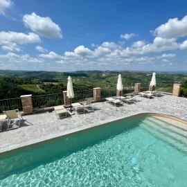 Villa Incanto Apartments, hotel en Treiso
