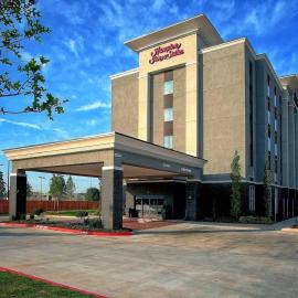 Hampton Inn & Suites-Moore，摩爾的飯店