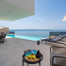Seafront Villa Kiara with 5 en-suite bedrooms in Omiš