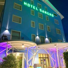 Hotel Sangro, hotelli kohteessa Mozzagrogna