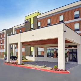Home2 Suites By Hilton Dallas Desoto, hotel u gradu 'DeSoto'