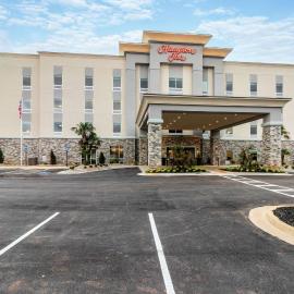 Hampton Inn Locust Grove, ξενοδοχείο σε Locust Grove