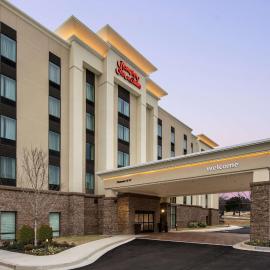 Hampton Inn & Suites Snellville Atlanta Ne, hotel u gradu 'Snellville'
