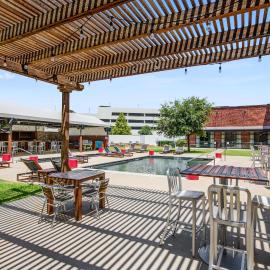 NYLO Las Colinas Hotel, Tapestry Collection by Hilton, хотел в Ървинг