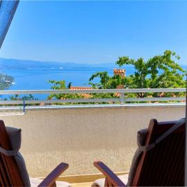 Milena Apartment Opatija: Volosko şehrinde bir otel
