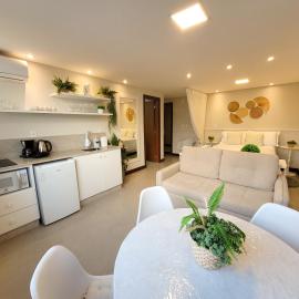 Residence Farol - Loft 210 - Vista mar Cardoso, hotel u gradu 'Laguna'