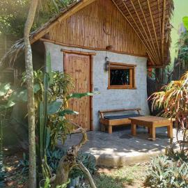 Yucca Bungalow, hotel en El Nido