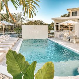Essence Peregian Beach, hotel i Peregian Beach