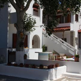Aristidis: Galissas şehrinde bir otel