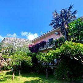 Hotel Villa Degli Aranci, hotel em Maratea